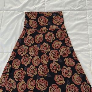 LuLaRoe Long Maxi Skirt - Rose design - XS